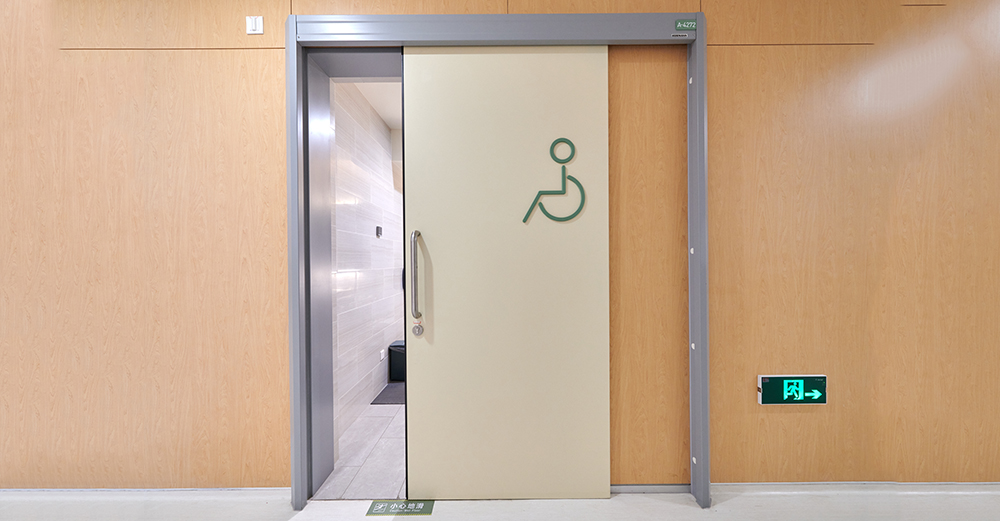 Sliding DoorsManual Sliding Doors HT40